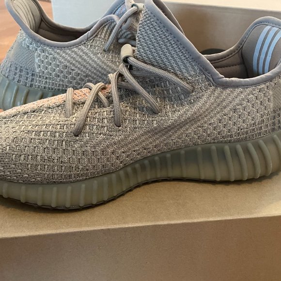 Adidas Yeezy Boost 350 V2 Santau  Size 11 main image 7